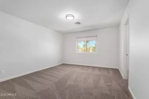 1255 W Pacific Dr, Gilbert, AZ 85233 photo 13