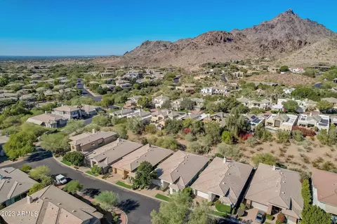 View/Area - 3034 E Squaw Peak Cir, Phoenix, AZ 85016 photo 1 of 2