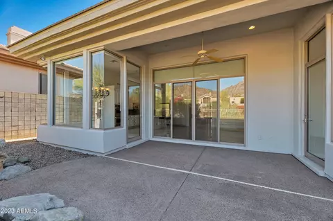 Exterior - 3034 E Squaw Peak Cir, Phoenix, AZ 85016 photo 8 of 11