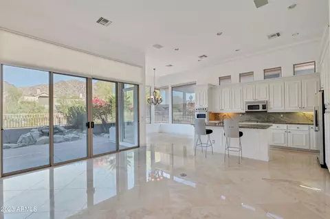 3034 E Squaw Peak Cir, Phoenix, AZ 85016