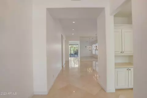 Entry Way - 3034 E Squaw Peak Cir, Phoenix, AZ 85016 photo 1 of 4