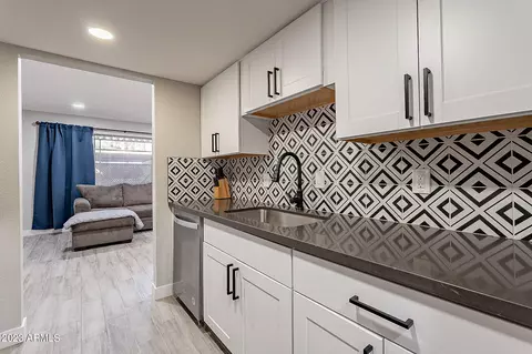 7126 N 19th Ave #249, Phoenix, AZ 85021