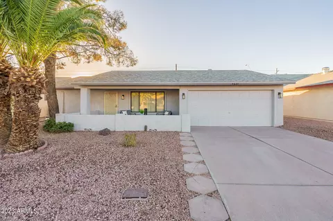 462 S 76th Pl, Mesa, AZ 85208
