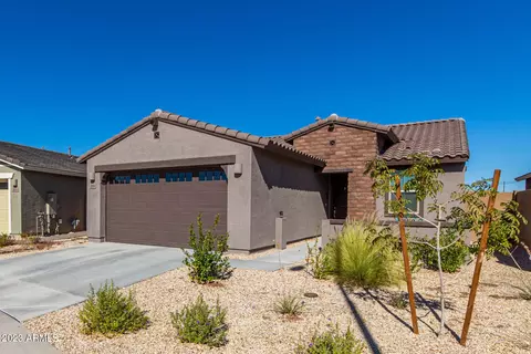 2866 E Yuma Ave, Apache Junction, AZ 85119 photo 3