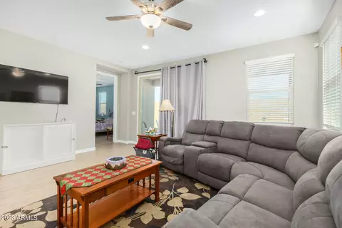 2866 E Yuma Ave, Apache Junction, AZ 85119 photo 5