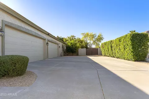 Exterior - 8543 E Princess Cir, Mesa, AZ 85207 photo 3 of 13