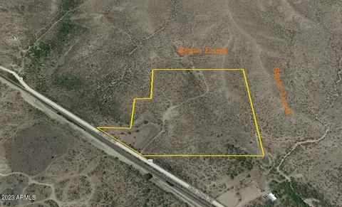 33 Acre Date Creek Rd #0, Congress, AZ 85332