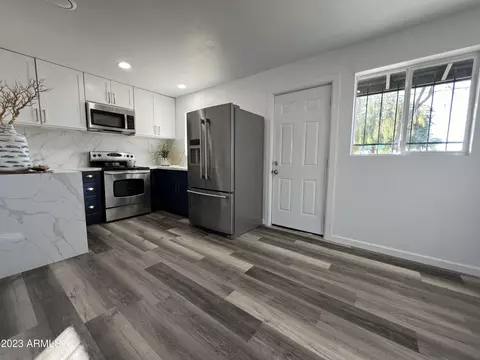4702 S 36th Dr, Phoenix, AZ 85041 photo 7