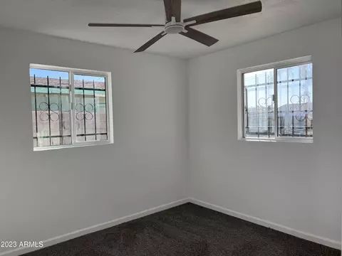 4702 S 36th Dr, Phoenix, AZ 85041 photo 11