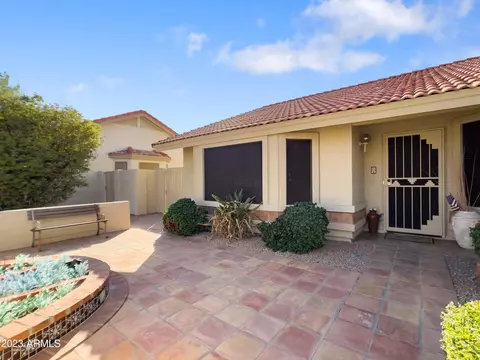 5531 Ellis St, Mesa, AZ 85205 photo 2