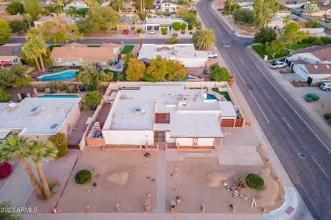 14401 N Interlacken Dr, Phoenix, AZ 85022 photo 6