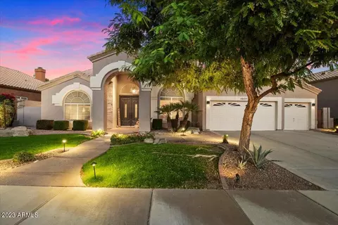16015 S 13th Ave, Phoenix, AZ 85045