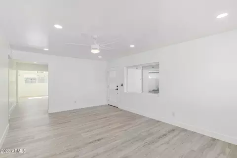 3221 E Andorra Dr, Phoenix, AZ 85032 photo 9