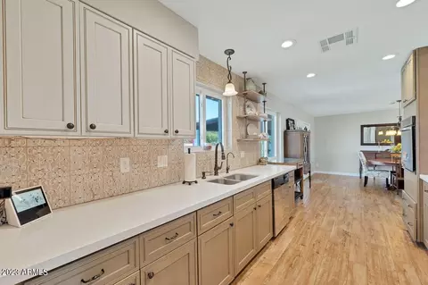 2942 E Yucca St, Phoenix, AZ 85028 photo 12