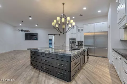 7021 W Risner Rd, Glendale, AZ 85308 photo 3