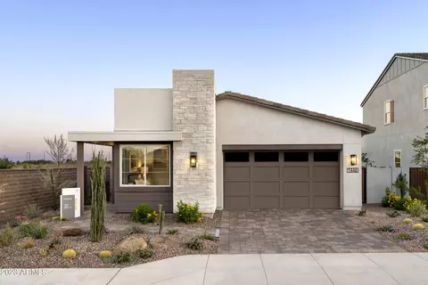 1446 E Rakestraw Ln, Gilbert, AZ 85298