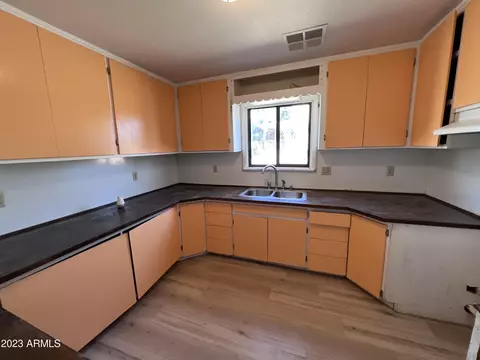 71106 Cedar Ave, Wenden, AZ 85357 photo 4