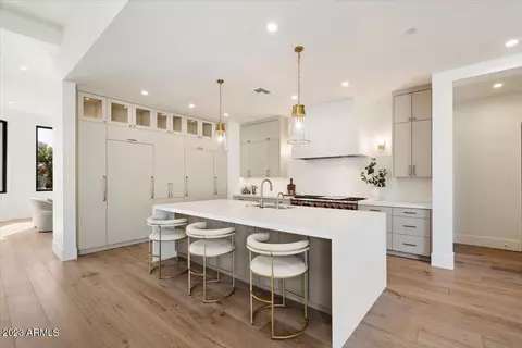 4650 E Palomino Rd, Phoenix, AZ 85018 photo 6