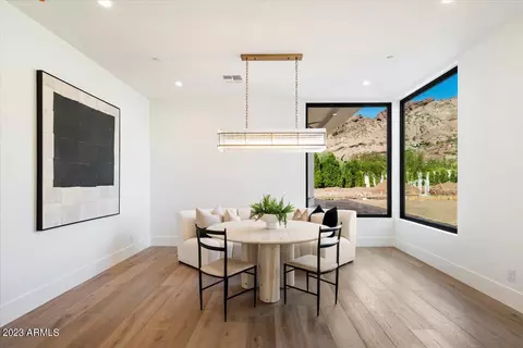 4650 E Palomino Rd, Phoenix, AZ 85018 photo 9