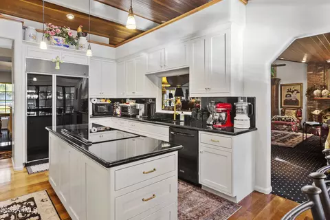 5351 Exeter Blvd, Phoenix, AZ 85018 photo 11