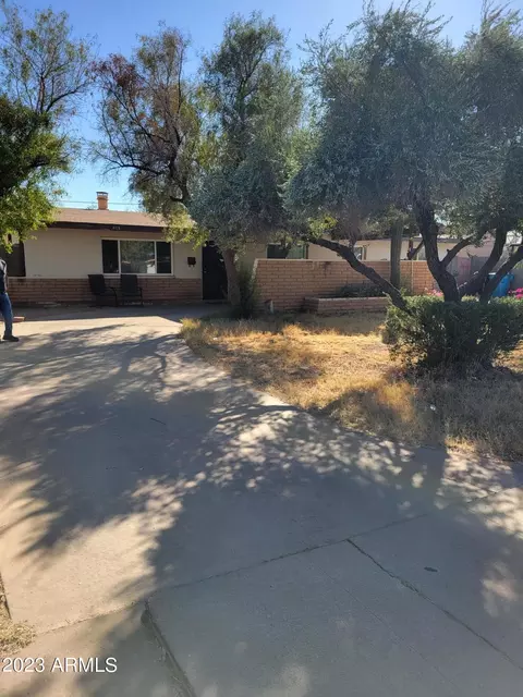 6225 W Highland Ave, Phoenix, AZ 85033