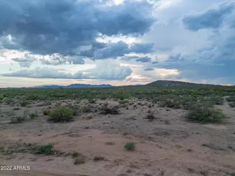 NNNN S Old School Road #E, Congress, AZ 85332 photo 22