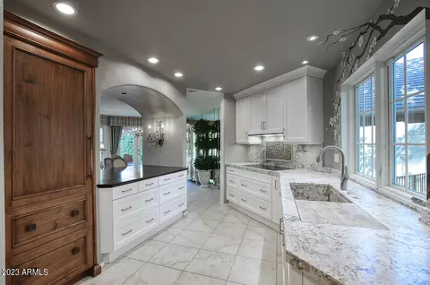 1452 E Marshall Ave, Phoenix, AZ 85014 photo 2