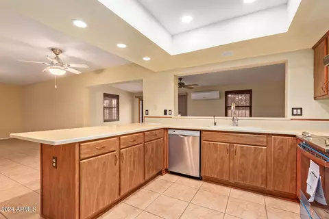 10055 S 43rd Ct, Phoenix, AZ 85044 photo 14