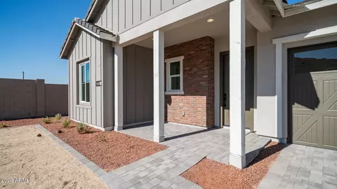 3126 E Alicia Dr, Phoenix, AZ 85042 photo 2
