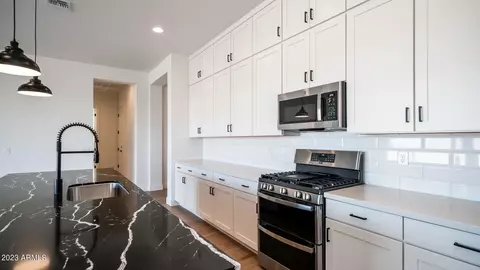 3126 E Alicia Dr, Phoenix, AZ 85042 photo 8