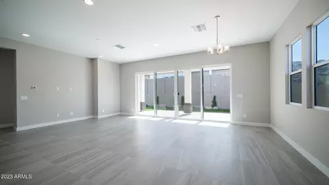 3127 E Alicia Dr, Phoenix, AZ 85042 photo 9