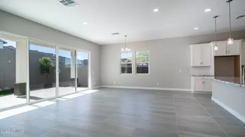 3127 E Alicia Dr, Phoenix, AZ 85042 photo 10