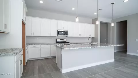 3127 E Alicia Dr, Phoenix, AZ 85042 photo 7