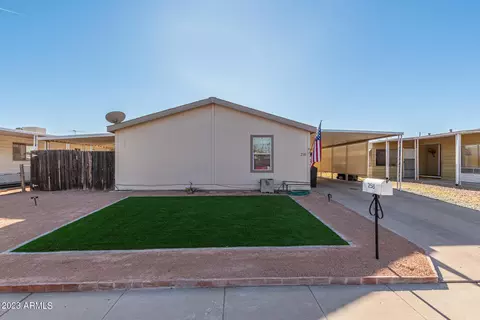 258 S Wayfarer St, Mesa, AZ 85204