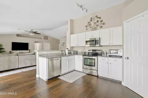 3005 E Tulsa St, Gilbert, AZ 85295 photo 9