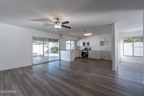 3808 W Crocus Dr, Phoenix, AZ 85053 photo 8