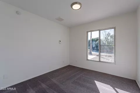 3808 W Crocus Dr, Phoenix, AZ 85053 photo 9