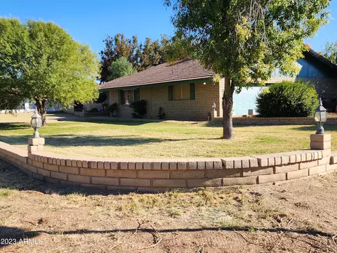 9237 W San Miguel Ave, Glendale, AZ 85305