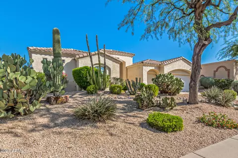 6138 E Redmont Dr, Mesa, AZ 85215 photo 2