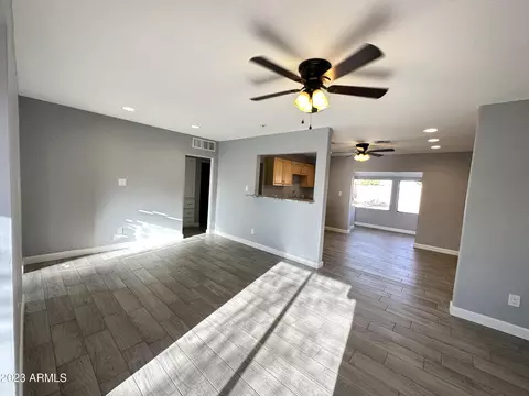 9059 N 2nd Dr, Phoenix, AZ 85021 photo 14