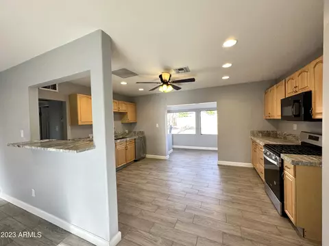 9059 N 2nd Dr, Phoenix, AZ 85021 photo 17