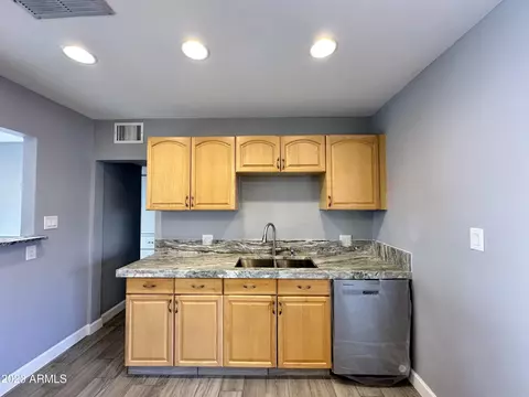 9059 N 2nd Dr, Phoenix, AZ 85021 photo 18