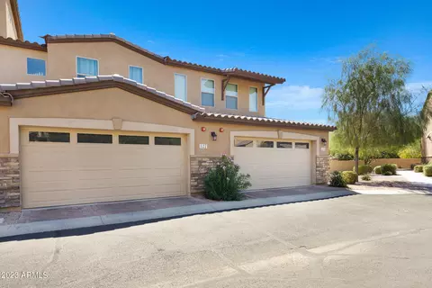 2821 S Skyline Dr #127, Mesa, AZ 85212