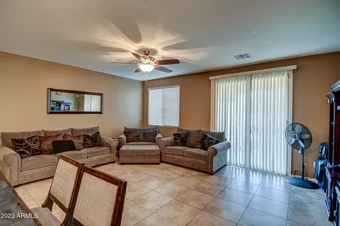 Living - 1922 W Carson Rd, Phoenix, AZ 85041 photo 1 of 5
