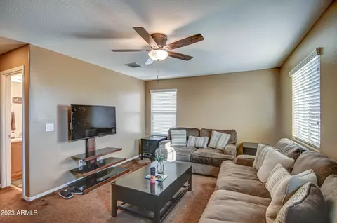 Living - 1922 W Carson Rd, Phoenix, AZ 85041 photo 4 of 5