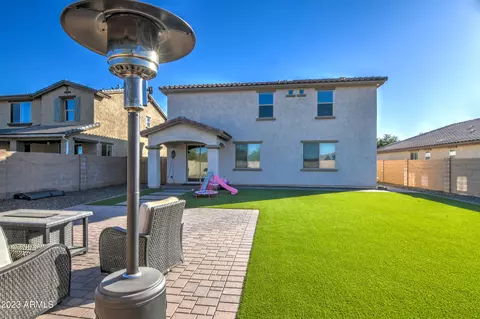 Exterior - 1922 W Carson Rd, Phoenix, AZ 85041 photo 8 of 10