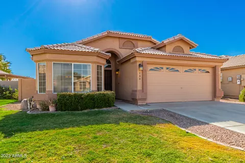 733 W Golden St, Gilbert, AZ 85233
