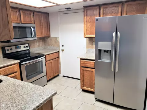 831 E Redondo Dr, Tempe, AZ 85282 photo 4