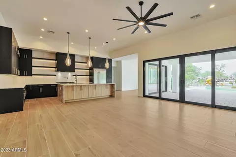 2450 E Vaughn Ave, Gilbert, AZ 85234 photo 4