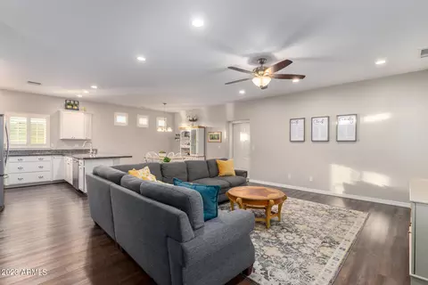 2339 E Florian Cir, Mesa, AZ 85204 photo 10